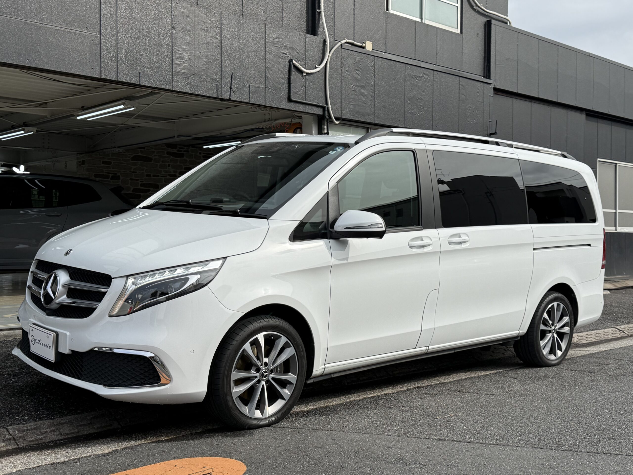 メルセデス・ベンツ V220d アバンギャルド ロング W447 外装フロント